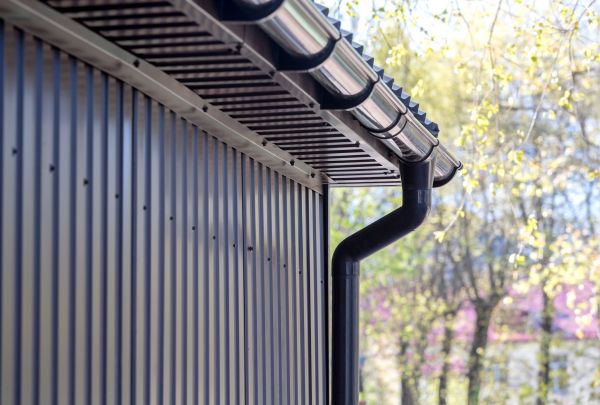 Sheet Metal Siding Repair in Lenexa