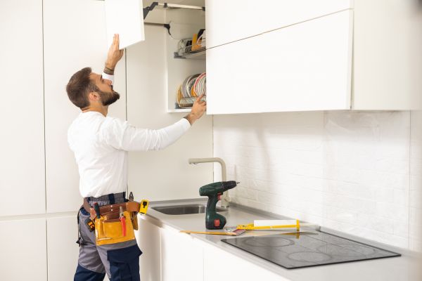 Cabinet Service in Lenexa